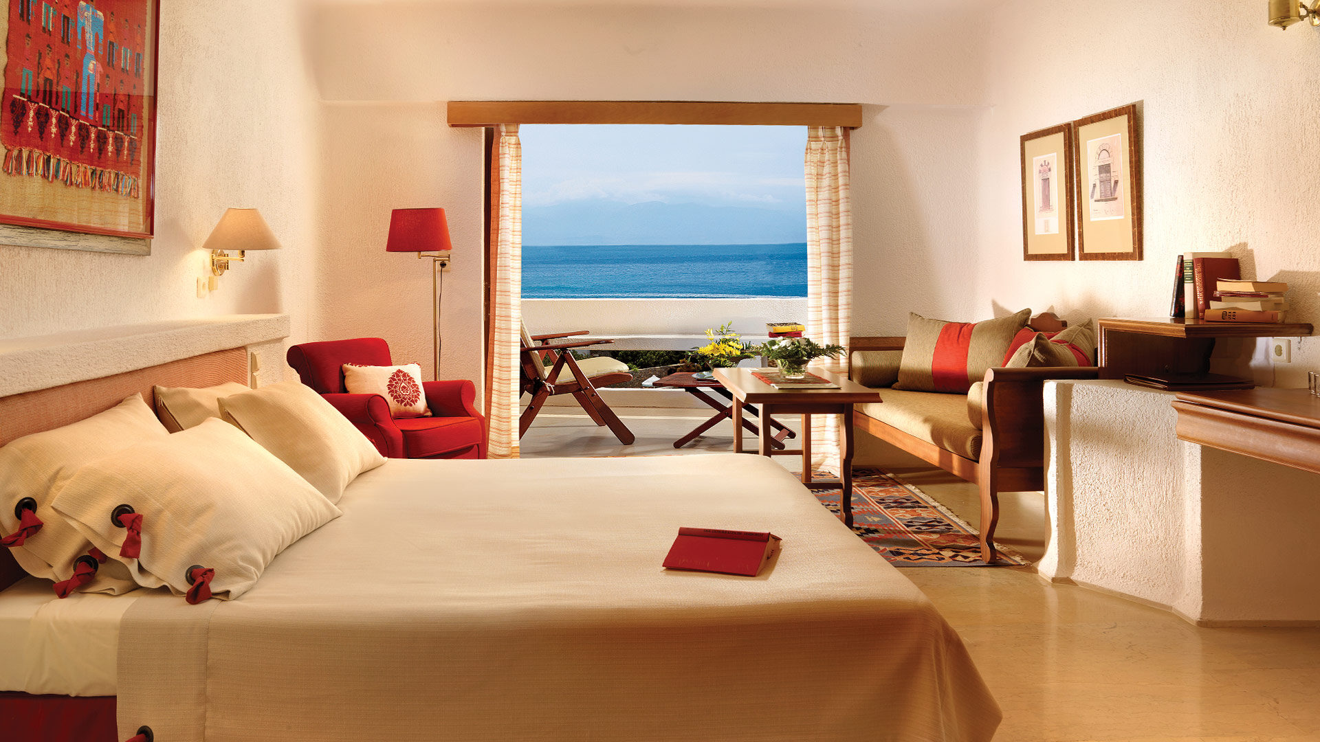 MainBuildingSeaview01
